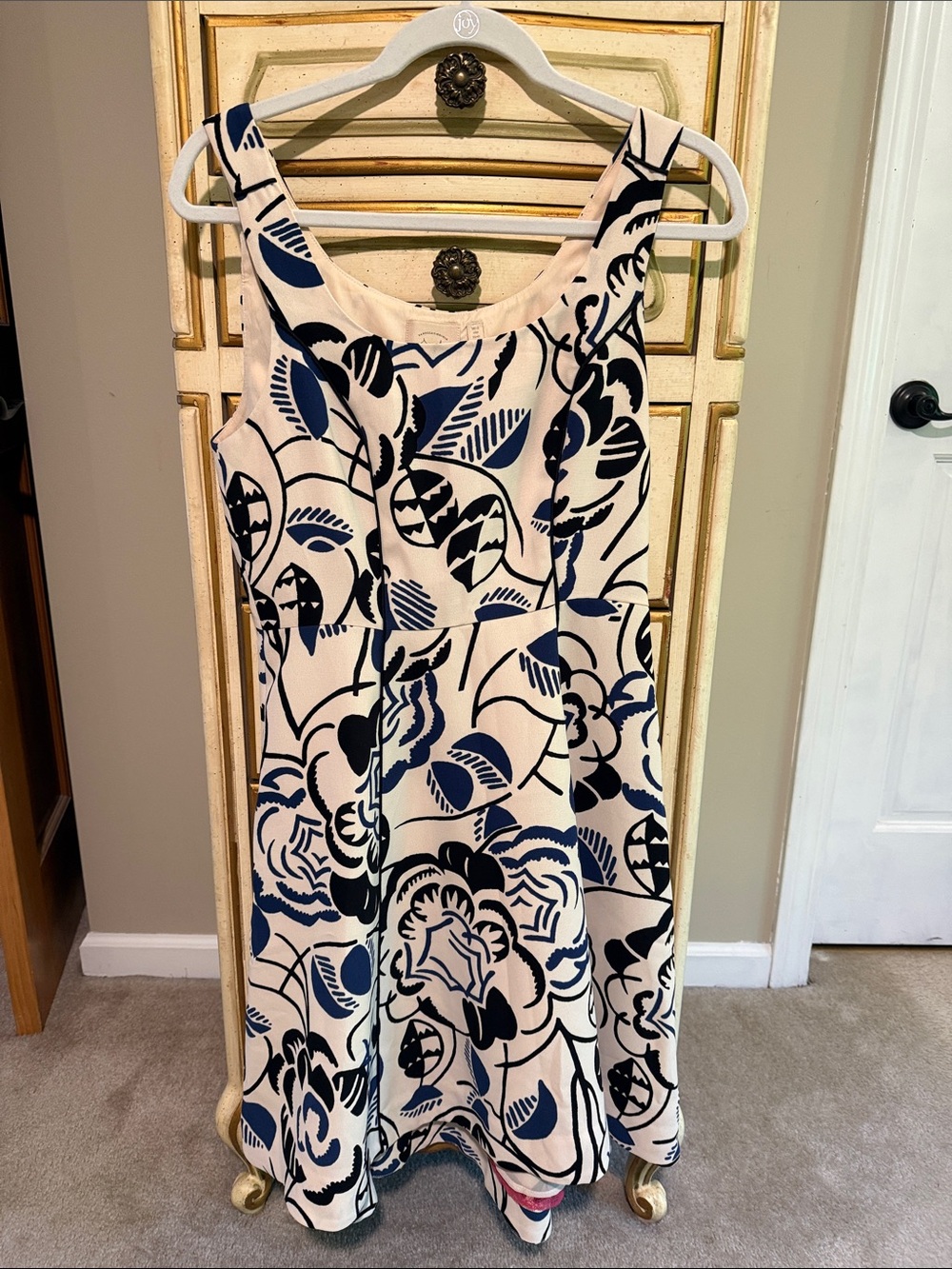 Anthropologie Floral Fit-and-Flare Dress in Cream, black and Navy size 8